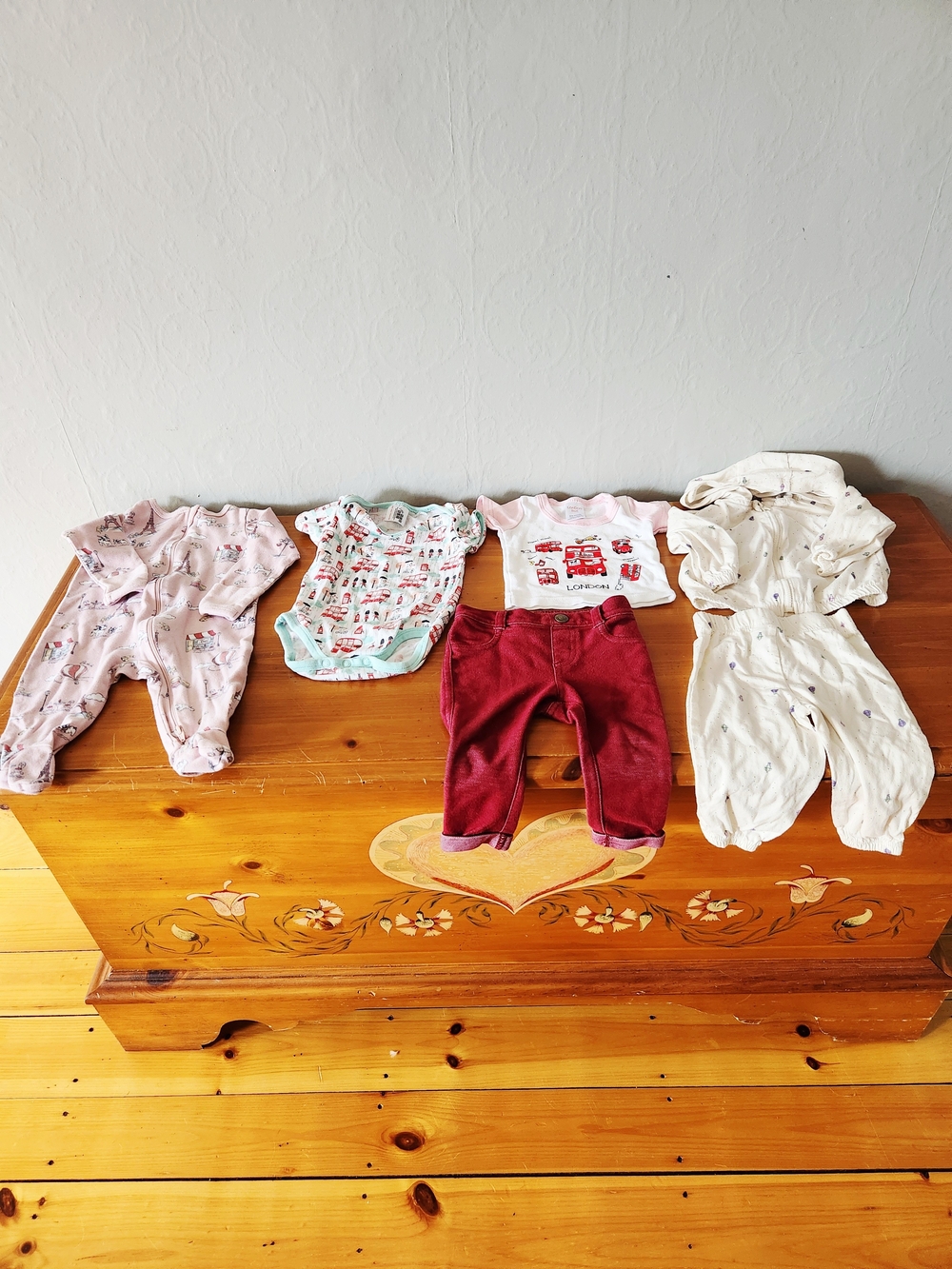 3-6 Month UK London & Paris Themed Bundle